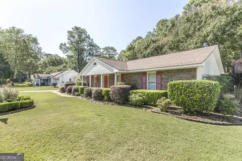 1013 N Davis Dr, Perry, GA 31069 photo 4