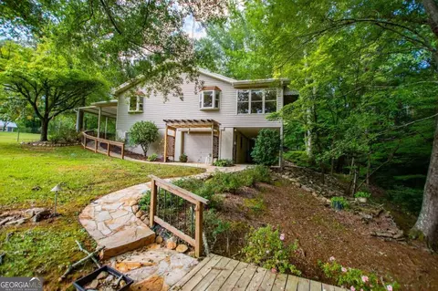 174 Bass Ln, Munford, AL 36268