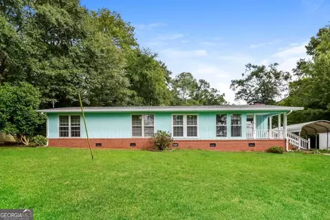 65 Lakeshore Dr, Monticello, GA 31064