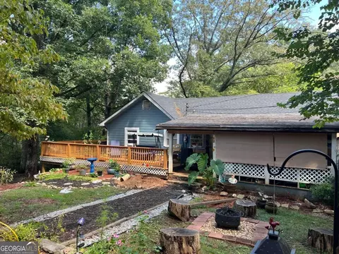 228 Varnes Ln, Lakemont, GA 30552