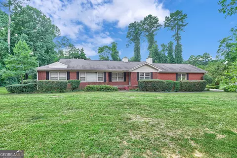 190 Forrest Ave, Fayetteville, GA 30214