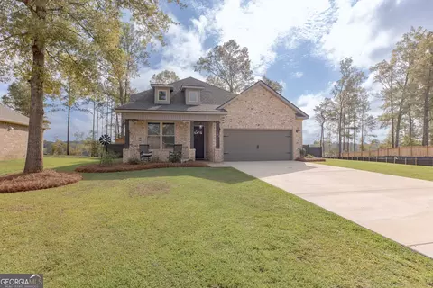 204 Silverside Dr, Perry, GA 31069 photo 2