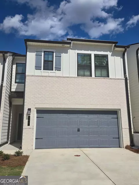 1901 Westwind St, Lawrenceville, GA 30043