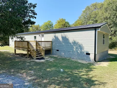 1067 Mahan Rd, Summerville, GA 30747