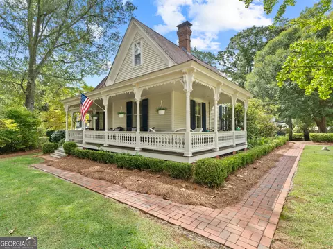 310 E Washington St, Madison, GA 30650 photo 2