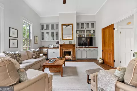 310 E Washington St, Madison, GA 30650 photo 15