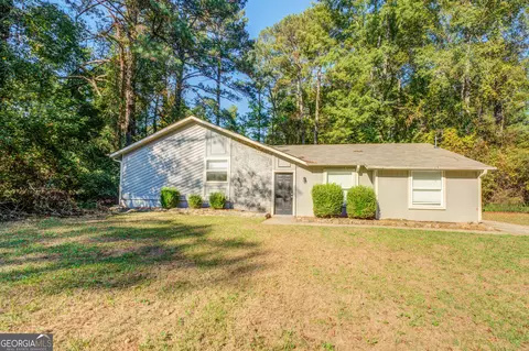 4865 Brookstone Pkwy, Ellenwood, GA 30294
