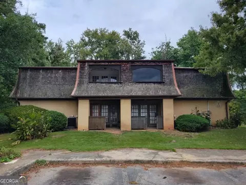 82 Place Fontaine, Lithonia, GA 30038