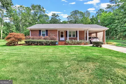 7030 Forrest Rd, Hogansville, GA 30230