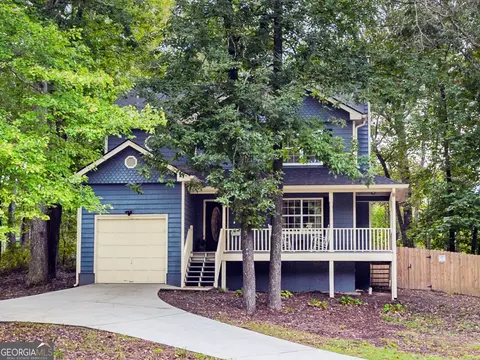 401 Farm St, Loganville, GA 30052