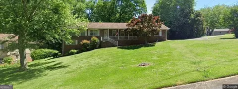 238 Coteau Pl SW, Lilburn, GA 30047