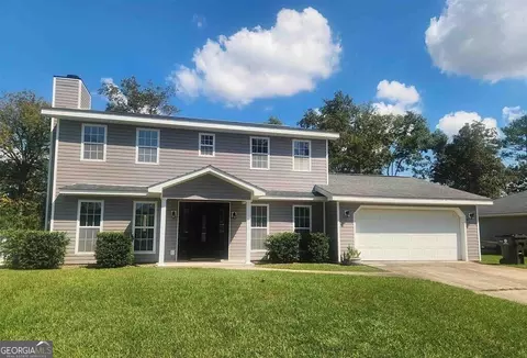 307 Cedar Ridge Dr, Warner Robins, GA 31088