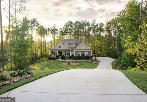 4 Celtric Ct, Newnan, GA 30263