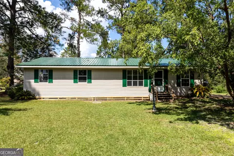 4186 Leann Rd, Waycross, GA 31503