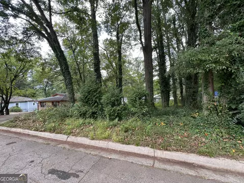 3174 Zion St, Scottdale, GA 30079