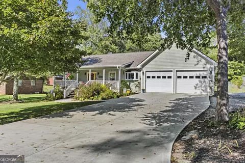 240 Morning Star Ln, Mount Airy, GA 30563
