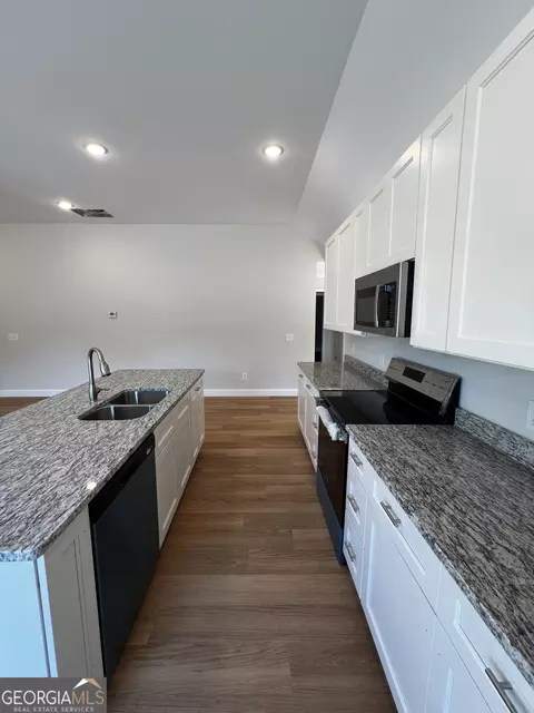 103 Hedge Row, Dublin, GA 31021 photo 15