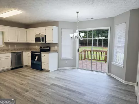 165 Macadamia Ct, Covington, GA 30016 photo 5