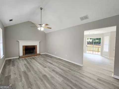 165 Macadamia Ct, Covington, GA 30016 photo 4