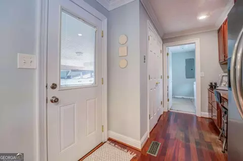 Entry Way - 266 Buttrill Rd, Jackson, GA 30233 photo 2 of 2
