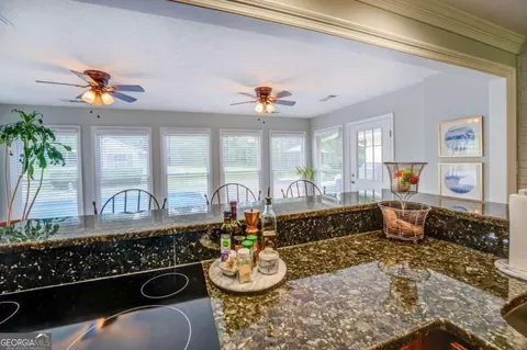 Kitchen - 266 Buttrill Rd, Jackson, GA 30233 photo 7 of 8