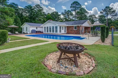 Exterior - 266 Buttrill Rd, Jackson, GA 30233 photo 15 of 25