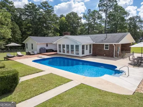 Exterior - 266 Buttrill Rd, Jackson, GA 30233 photo 3 of 25