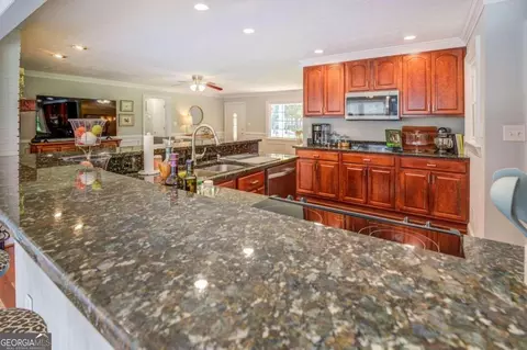 Kitchen - 266 Buttrill Rd, Jackson, GA 30233 photo 2 of 8