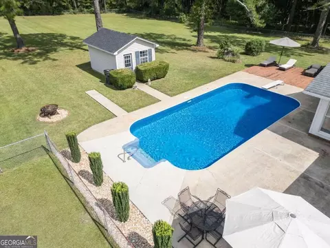 Exterior - 266 Buttrill Rd, Jackson, GA 30233 photo 5 of 25