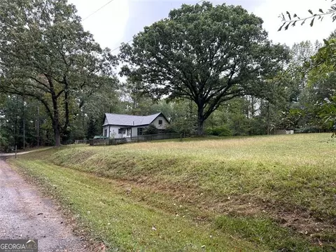 14160 Cogburn Rd, Milton, GA 30004