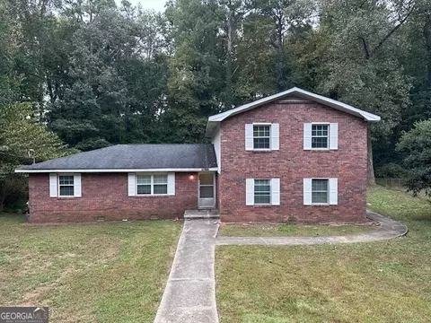 4882 Valley Dale Ct SW, Lilburn, GA 30047