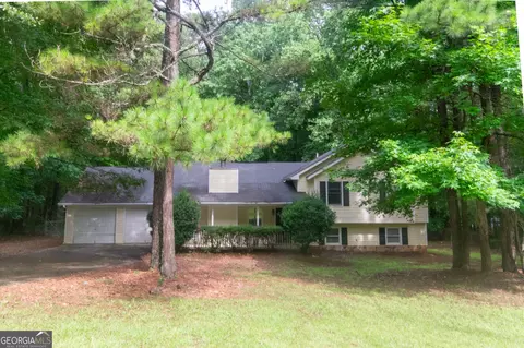 124 Gerri Dr, Newnan, GA 30263