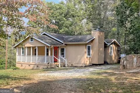 27 Jake Field Ln, Clayton, GA 30525