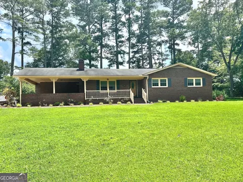 852 Greenvale Rd, Thomaston, GA 30286