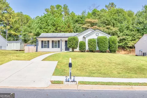 404 Harpy Eagle Dr, Winder, GA 30680