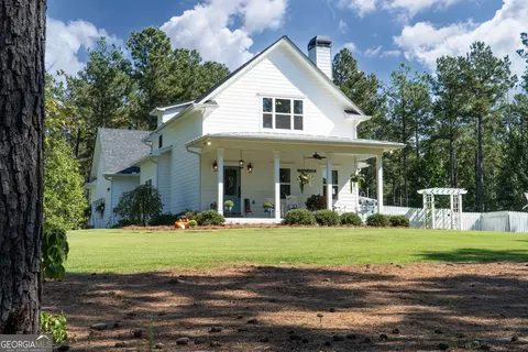 981 Gray Rd, Roopville, GA 30170