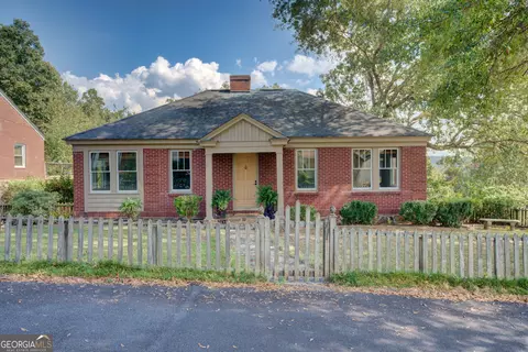 112 Woodcrest Dr SW, Rome, GA 30161