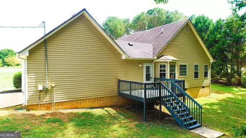 Exterior - 101 Misty Ct, Jackson, GA 30233 photo 5 of 7
