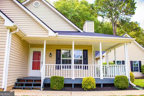 Exterior - 101 Misty Ct, Jackson, GA 30233 photo 2 of 7