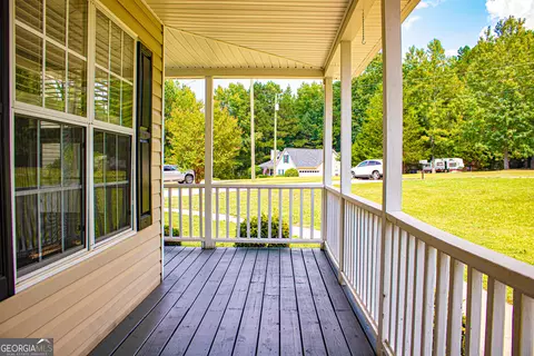 Exterior - 101 Misty Ct, Jackson, GA 30233 photo 4 of 7