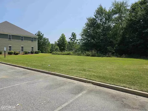 1217 Merchants Way, Statesboro, GA 30458