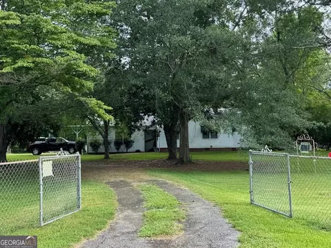 1620 Piedmont Rd, Griffin, GA 30224