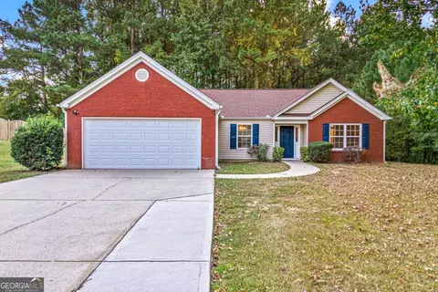 712 Grandview Cir, Powder Springs, GA 30127