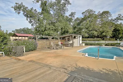 Exterior - 600 Bethany Rd, Williamson, GA 30292 photo 18 of 58