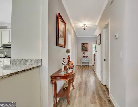 Entry Way - 600 Bethany Rd, Williamson, GA 30292 photo 5 of 17