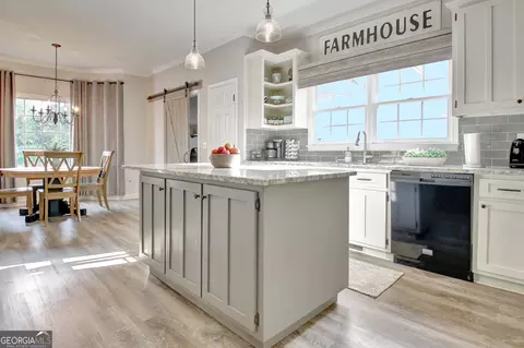Kitchen - 600 Bethany Rd, Williamson, GA 30292 photo 6 of 12