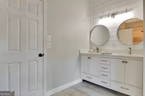 Bath - 600 Bethany Rd, Williamson, GA 30292 photo 5 of 8