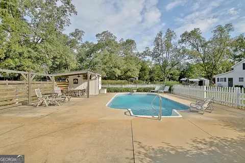 Exterior - 600 Bethany Rd, Williamson, GA 30292 photo 17 of 58