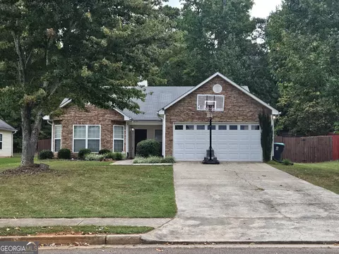 177 Whistle Way, Locust Grove, GA 30248