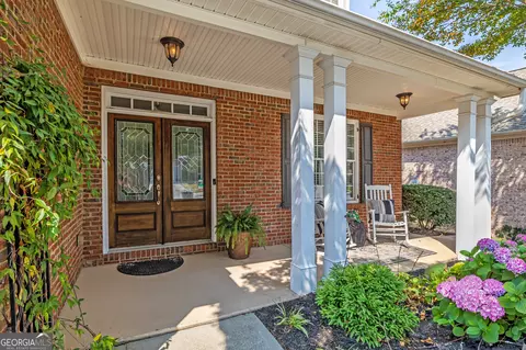 815 Windsor Place Cir SW, Grayson, GA 30017 photo 4